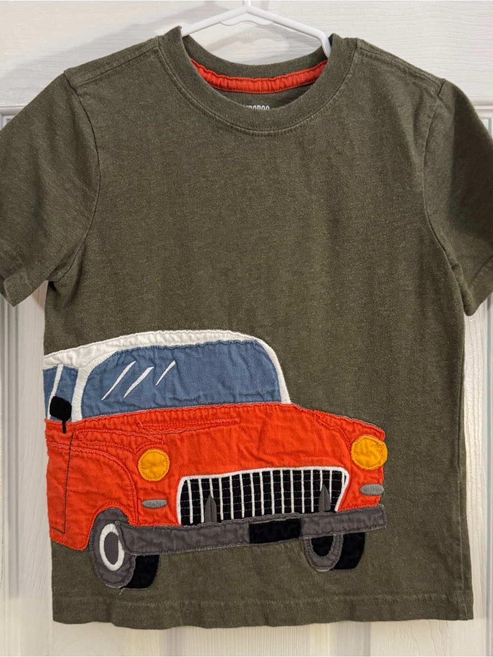 Gymboree Boy Short Sleeve Tee with Red Car Appliqué